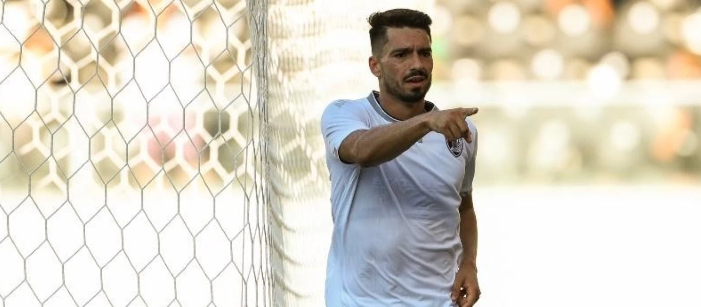 Ολυμπιακός: Κλείνει τον Πέπε από την Γκιμαράες